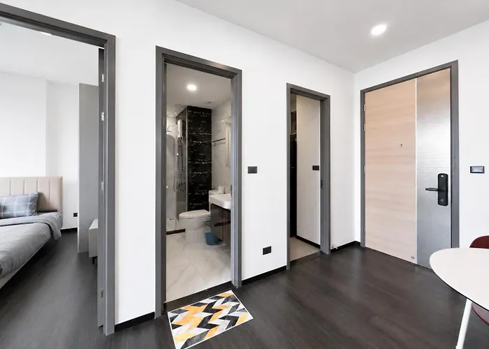 公寓 1br High Floor Partial River View 曼谷