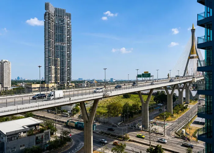1br High Floor Partial River View 公寓