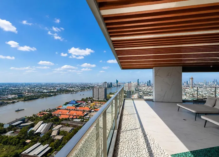 1br High Floor Partial River View * 曼谷