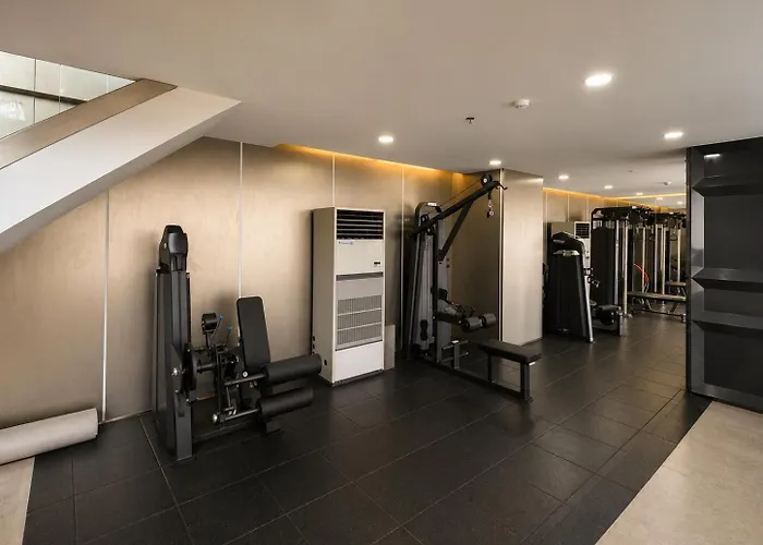 公寓 1br High Floor Partial River View